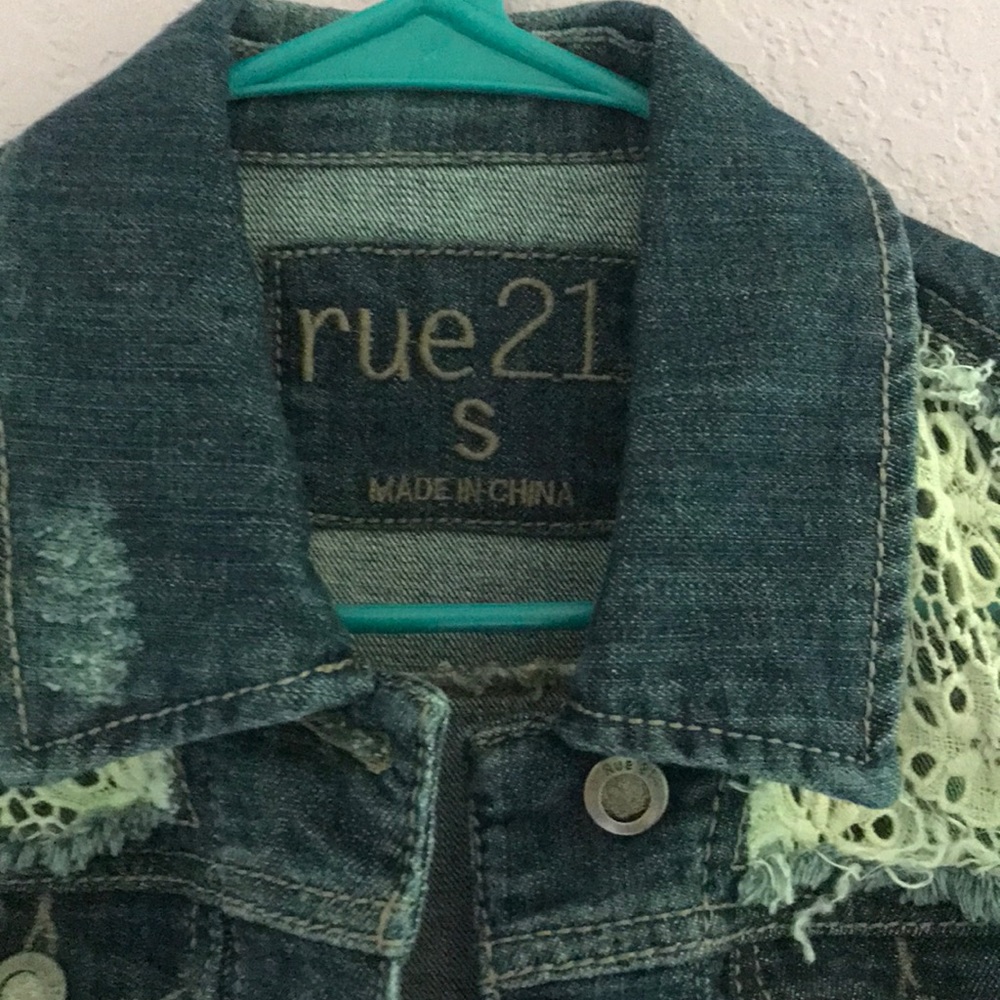 Jean vest - Picture 2 of 3